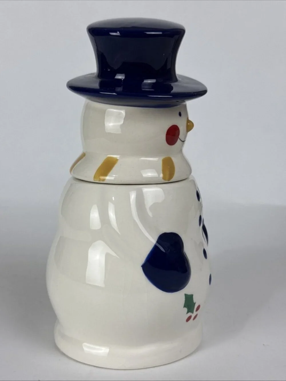 Temptations Snowman Blue Hat Ceramic 12oz Mug holiday Christmas decor cup